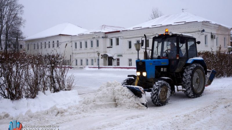 Новая техника для благоустройства поступает в Рузский городской округ