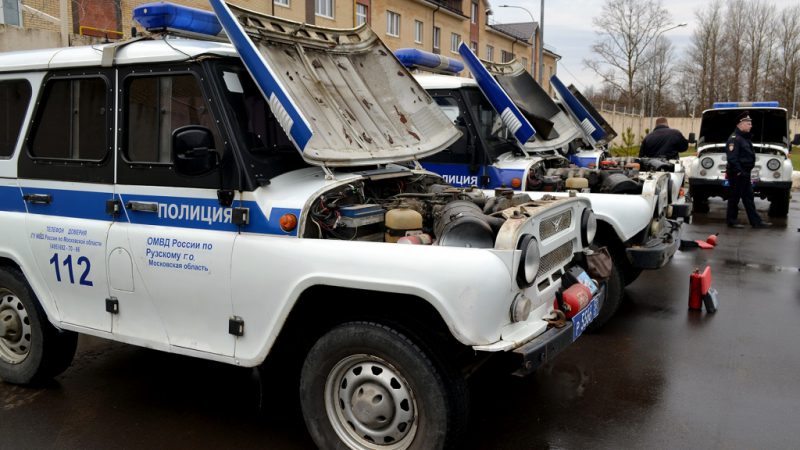 Сотрудники полиции Рузского округа провели смотр служебного транспорта 