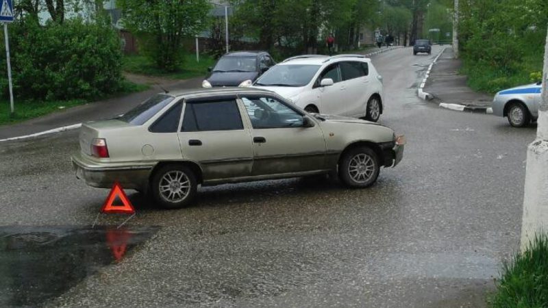 Несовершеннолетний пострадал в результате столкновения двух автомобилей в Рузе