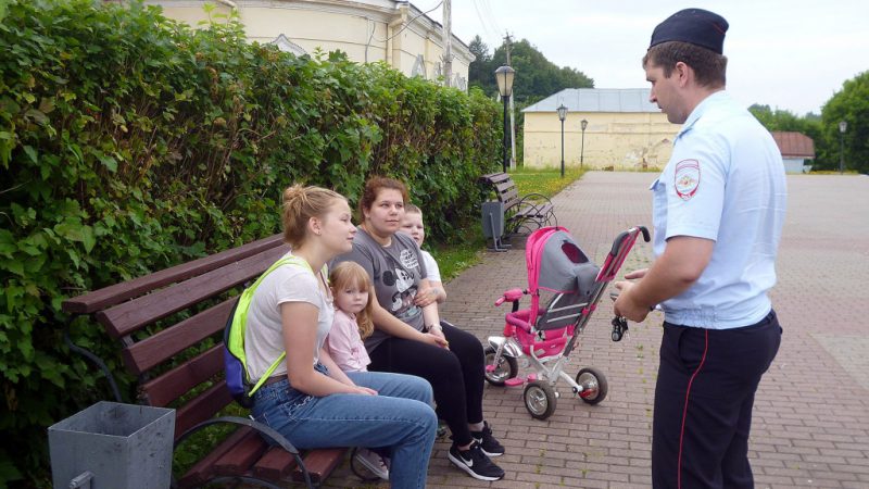 В Московской области участились случаи падения с высоты малолетних детей