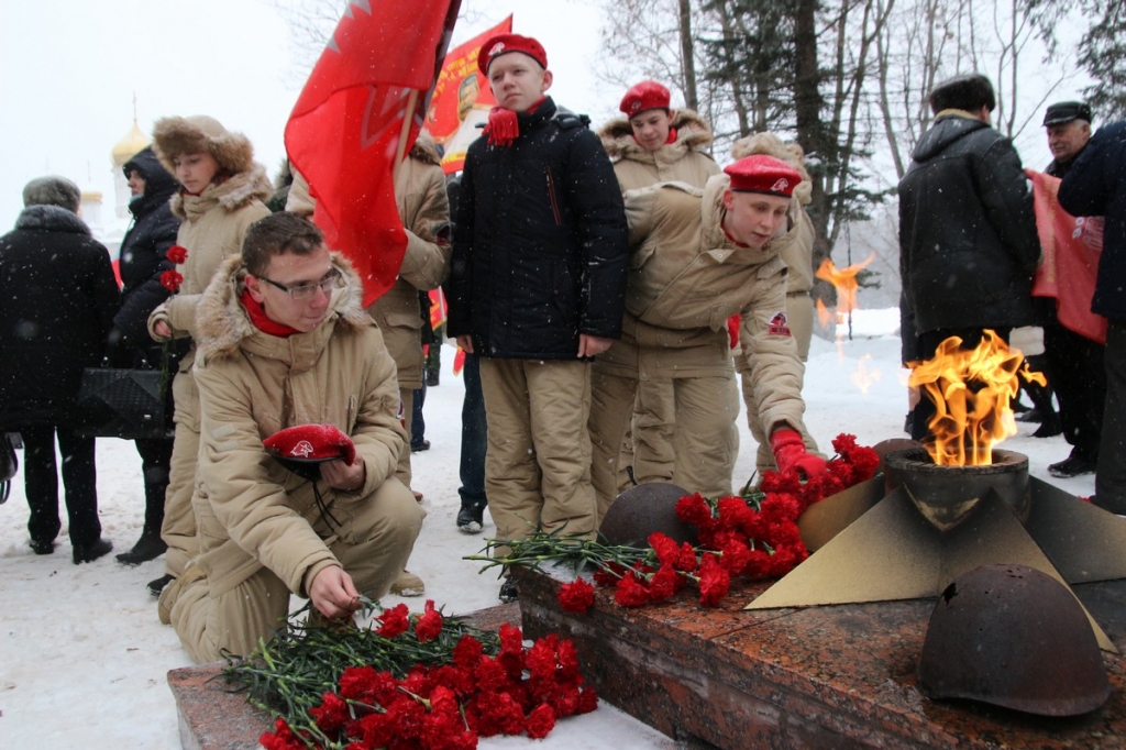 Посвященный годовщине