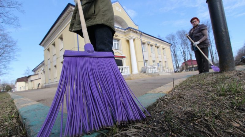 Жители Тучково продолжают приводить в порядок территорию Рузского городского округа