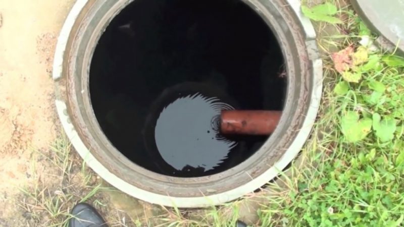 Госадмтехнадзор закрыл все смотровые колодцы по улице Центральной в деревне Богородское