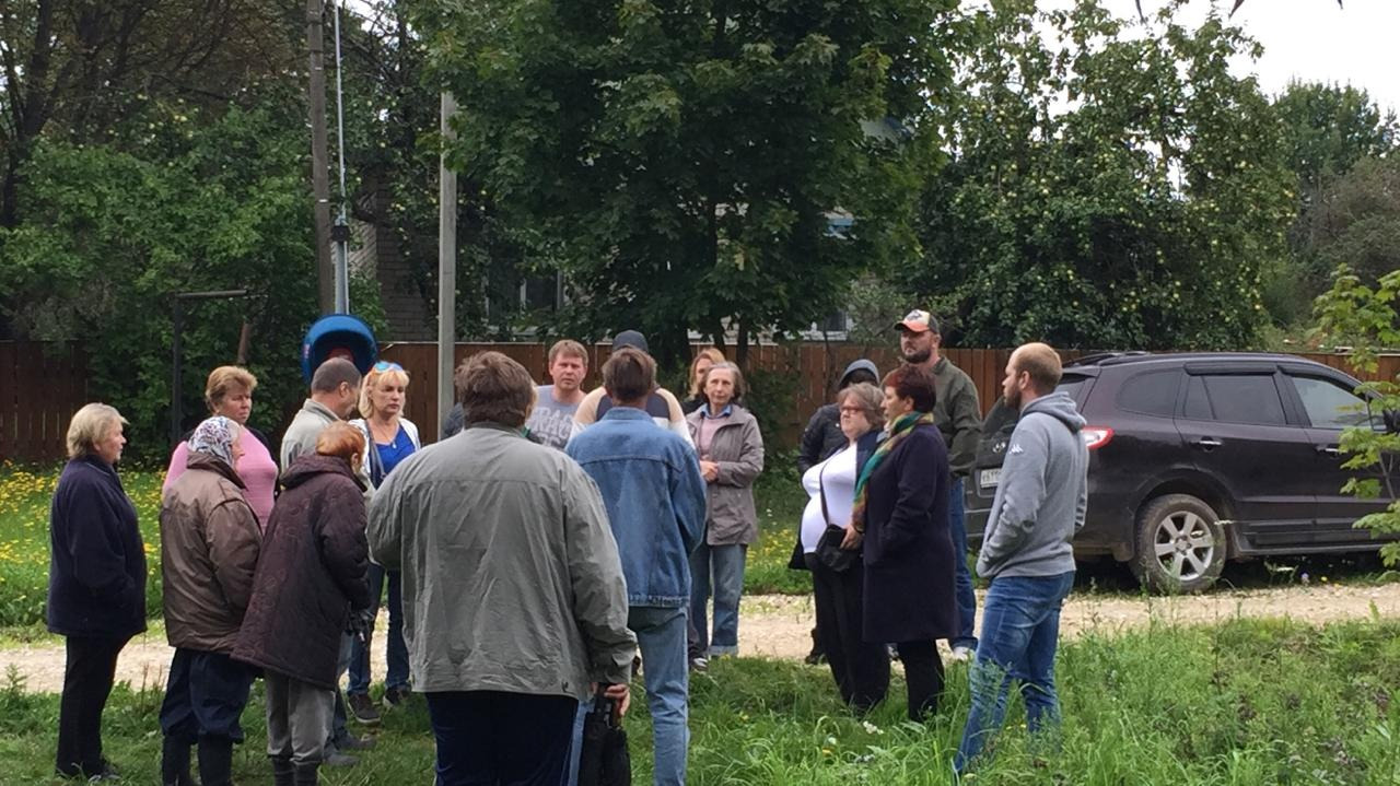 Жители села Старо Рузского городского округа обсудили вопросы вывоза ТКО