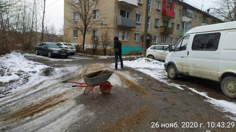 В Рузском округе заботятся о безопасности пешеходов и водителей