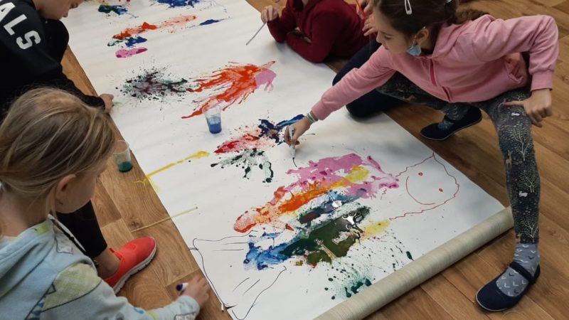 Ружане рисуют сказку