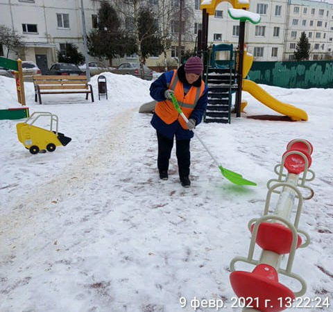 Чтоб детские площадки были в порядке