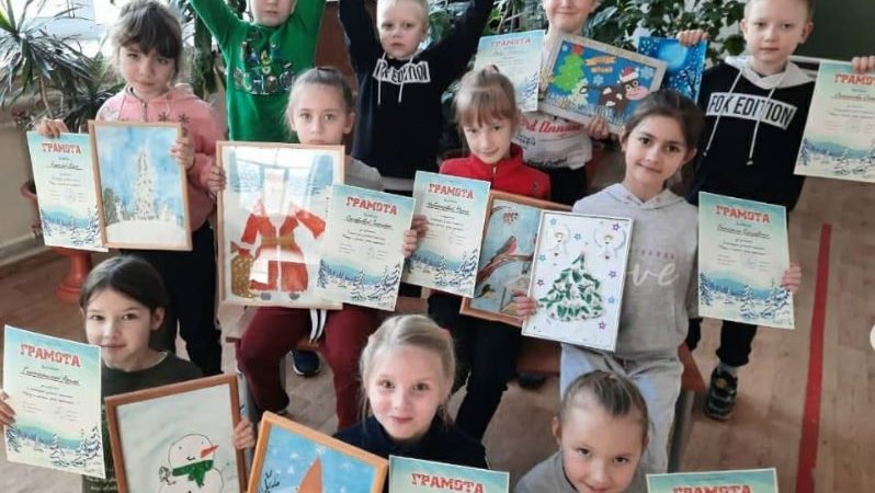 Зима в рисунках тучковских школьников