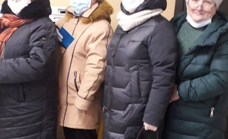 Рузским пенсионерам помогают подать заявление на участие в проекте «Активное долголетие»