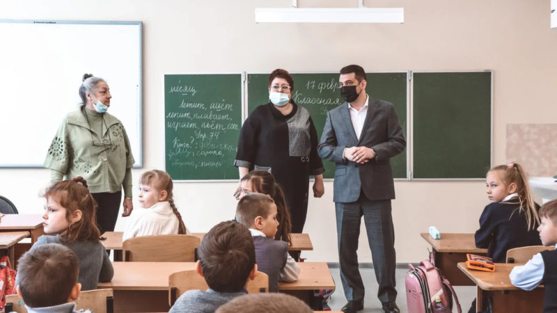 Глава Рузского округа посетил Покровскую школу