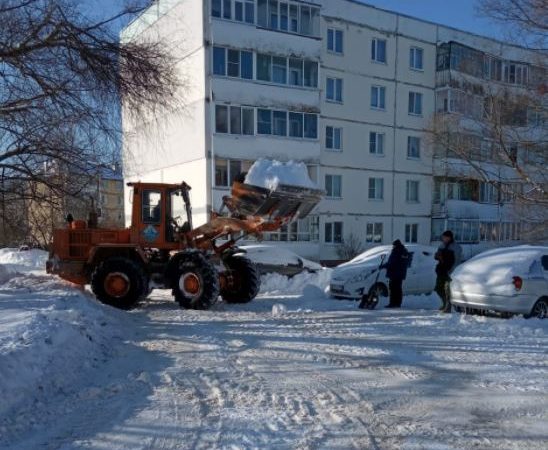 В Рузском округе продолжается уборка снега