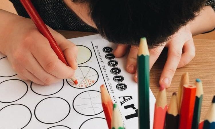 В «Астарте» детям помогают с помощью арт-терапии