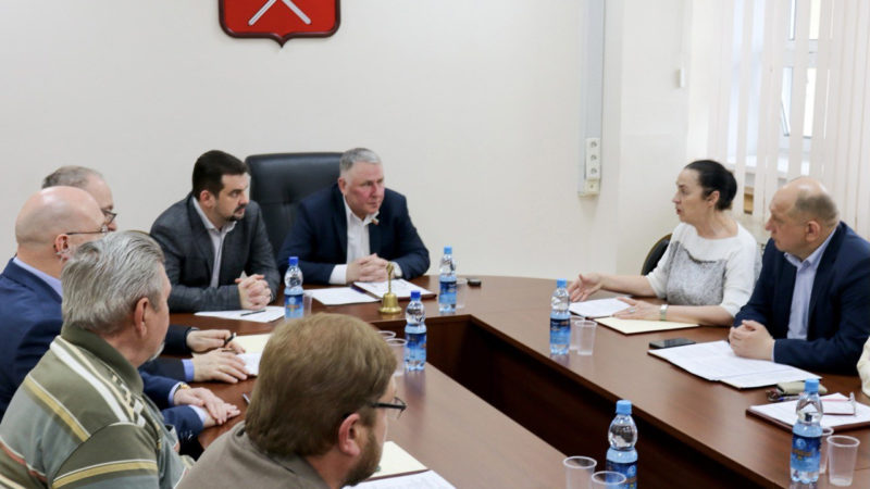 Николай Пархоменко принял участие в заседании Совета депутатов