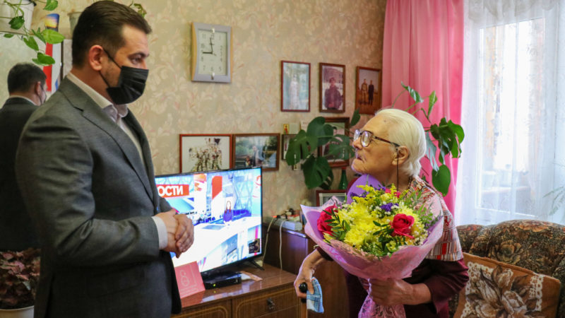 С праздником, Анастасия Ивановна!