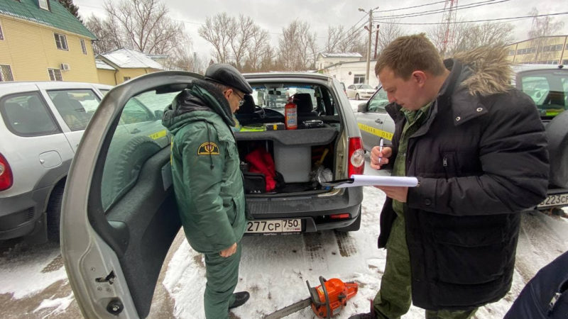 Лесничие ведут с ружанами беседы о правилах пожарной и санитарной безопасности