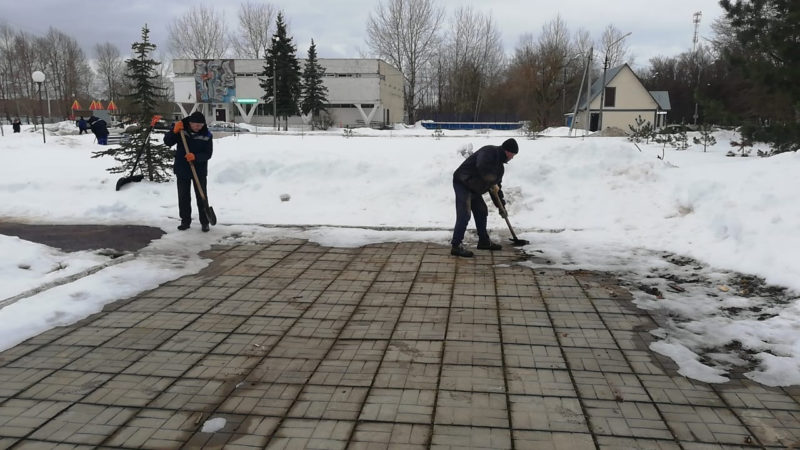 В Рузском округе устраняют последствия снегопада