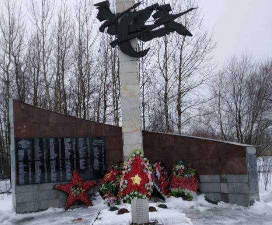 В Рузском округе убирают снег