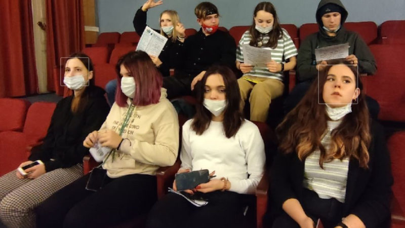 Рузские волонтеры увидели замечательный спектакль