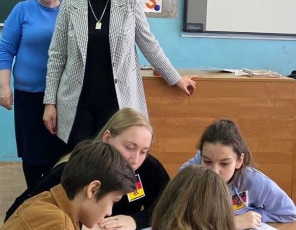 Тучковские школьники показали знание английского языка