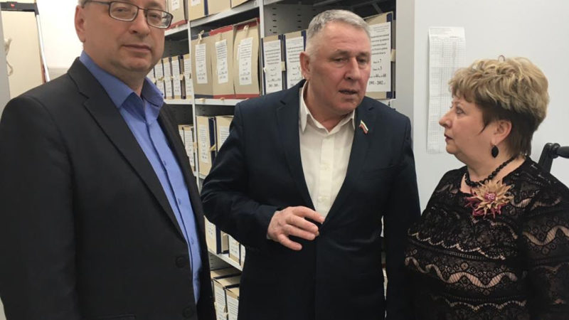 Депутаты окружного Совета высоко оценили работу архива