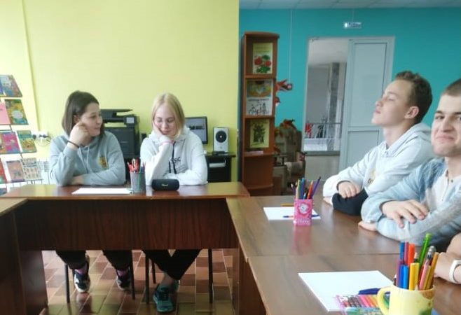 В Лидино прошел круглый стол для школьников