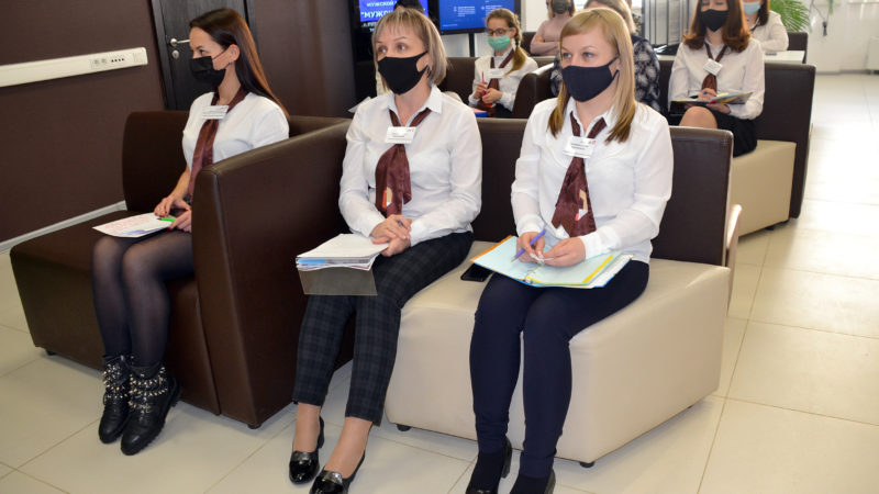 Рузские полицейские провели обучающее занятие с сотрудниками МФЦ