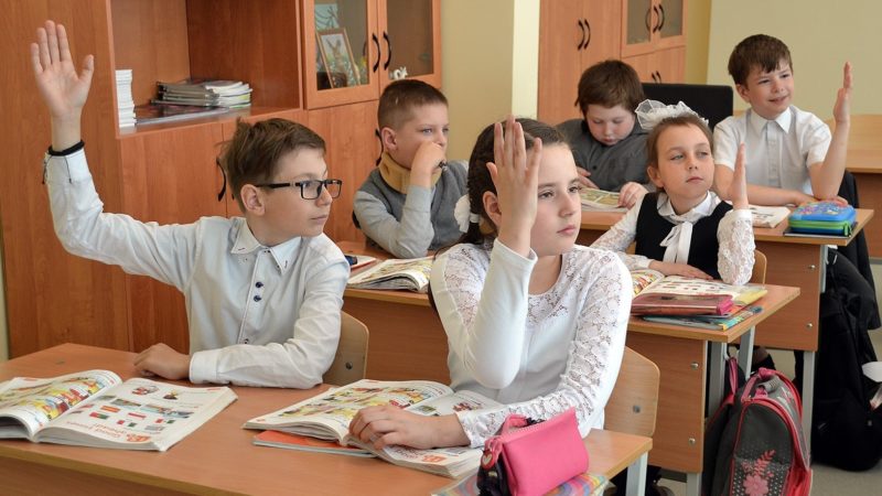 В Покровской школе побывали полицейские