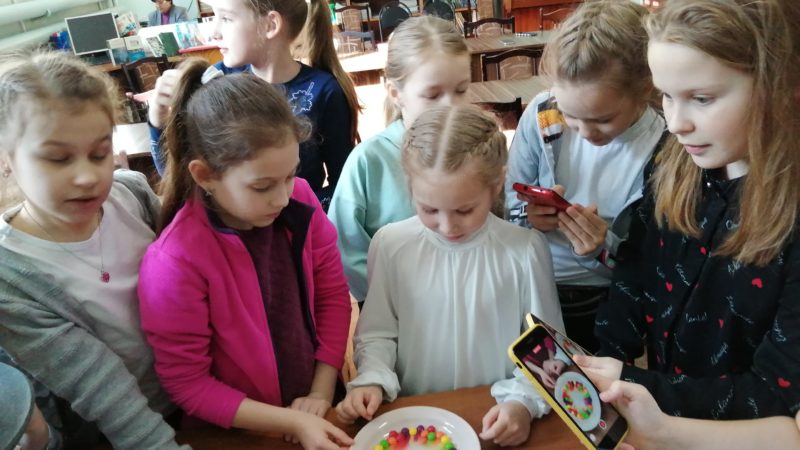 Юные ружане учатся фокусам