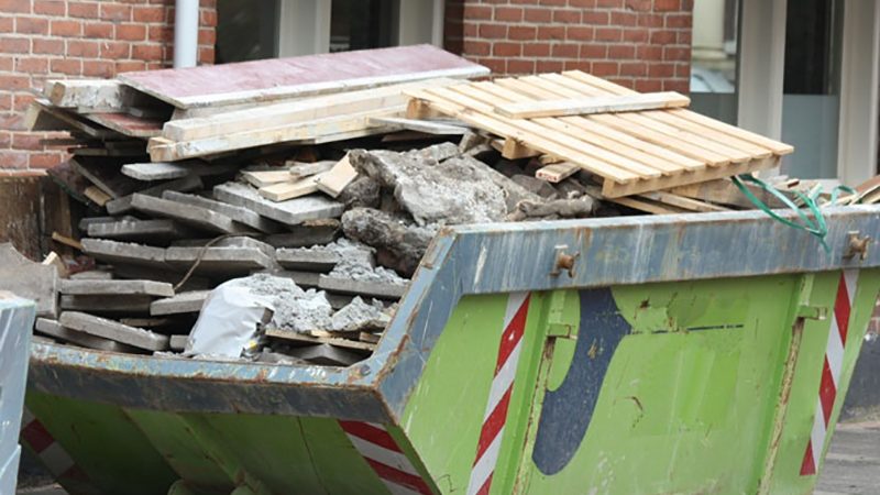 Ружан информируют об официальных транспортировщиках строительных отходов