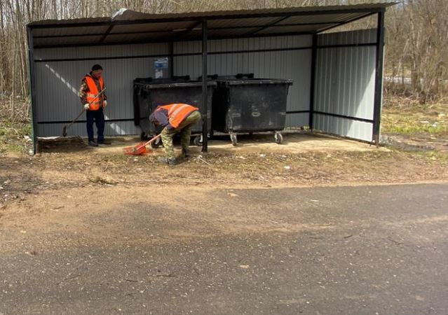 В Рузском округе становится чище на контейнерных площадках