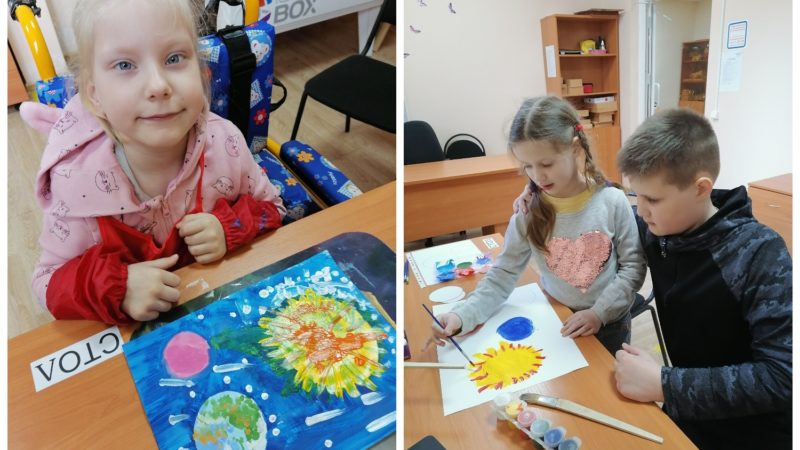 В Тучковском центре реабилитации рисовали космос