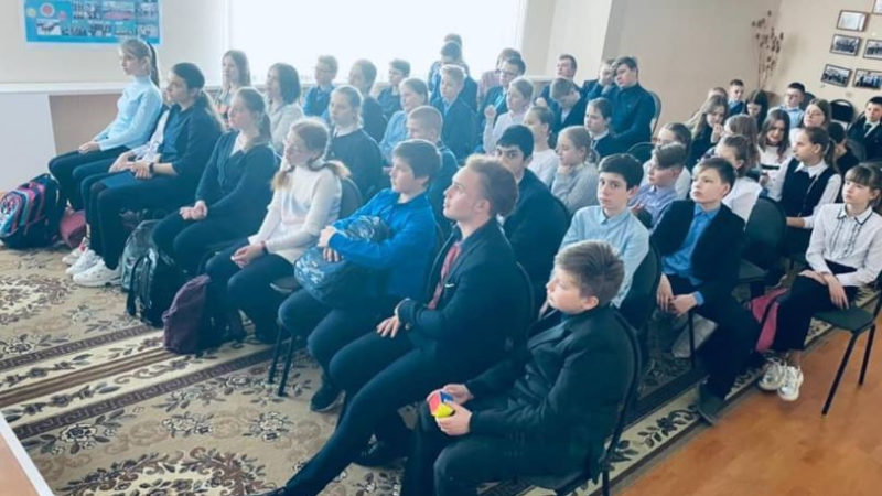 Нестеровским лицеистам рассказали о космических достижениях