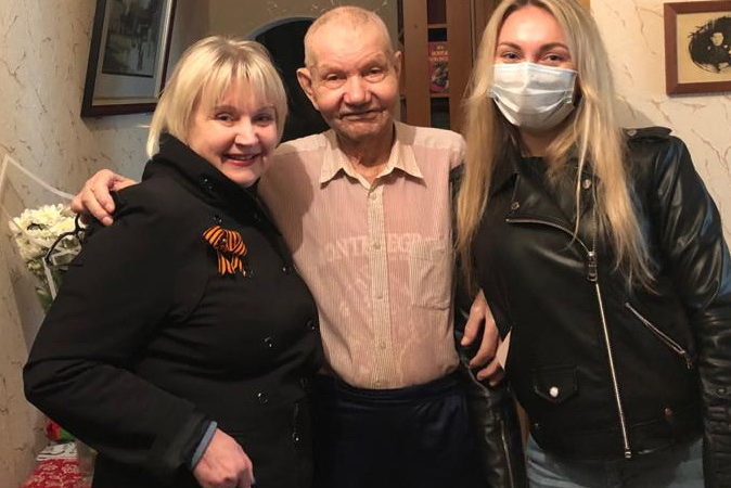 Рузских ветеранов поздравили с предстоящим праздником