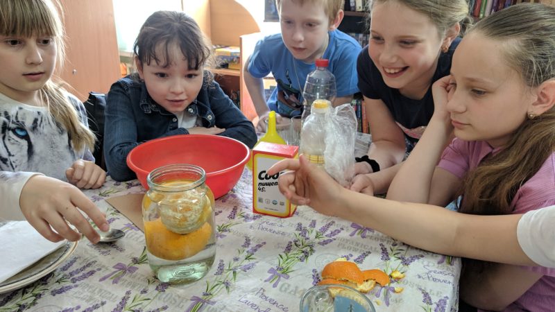 В Тучковской библиотеке открылась детская лаборатория