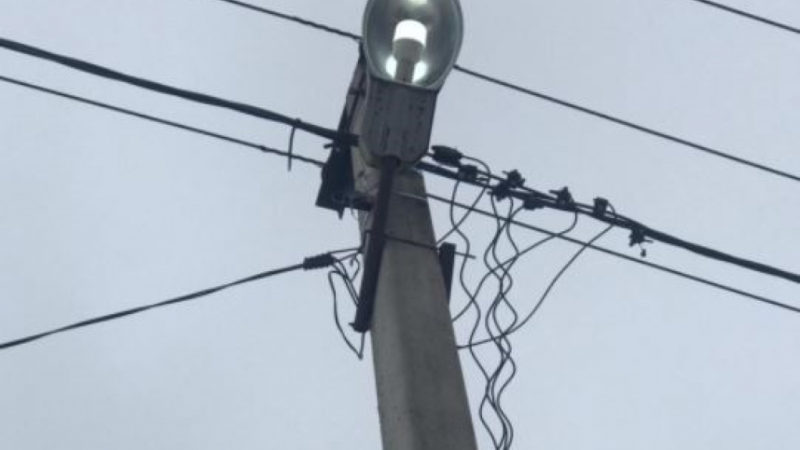 В Рузском округе ремонтируют светильники