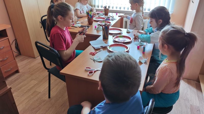 Ружане мастерят мышек