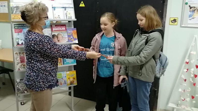 Тучковцам раздавали Георгиевские ленточки