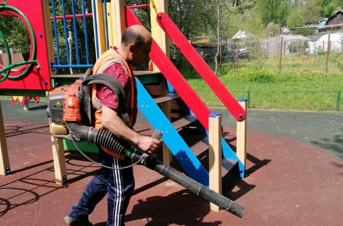 В Рузском округе содержат в порядке детские площадки