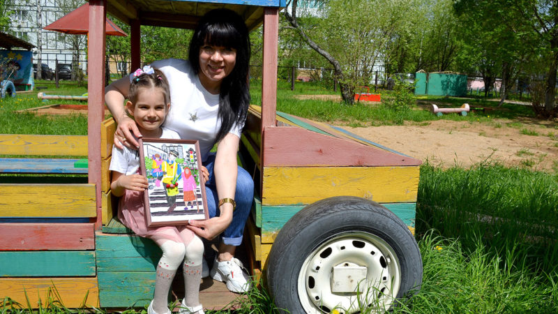 Маленькие ружане рисуют Дядю Степу