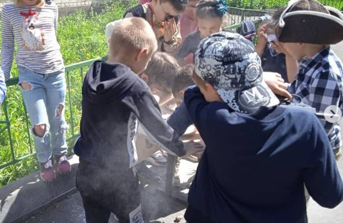 Дороховские школьники весело отметили окончание учебного года