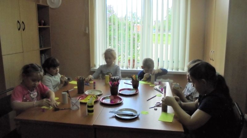 В Старорузской библиотеке мастерили поделки