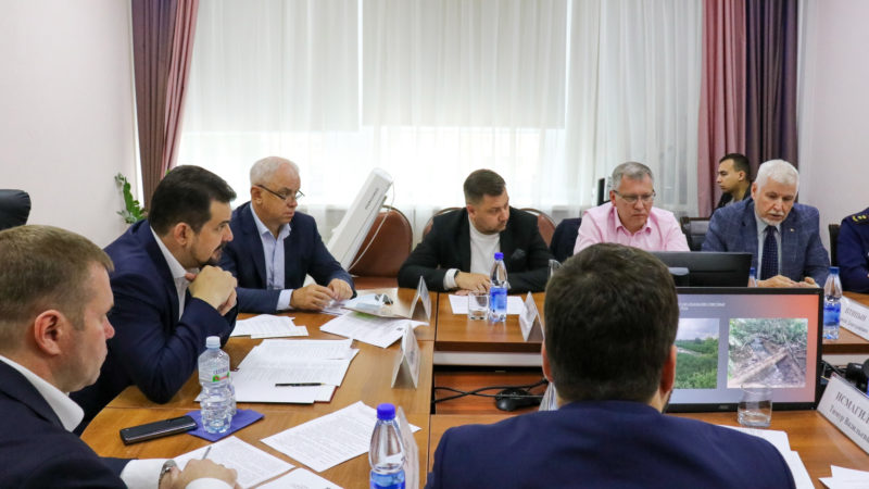 Николай Пархоменко провел заседание КЧС