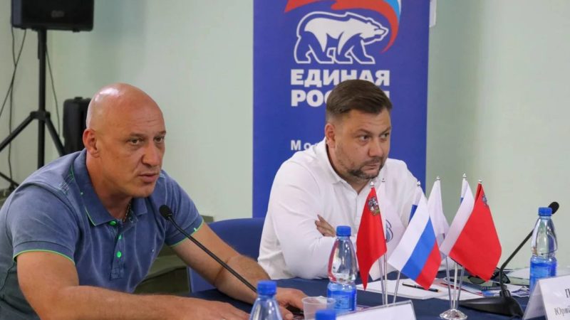 Волонтеры Рузского округа встретились с Денисом Майдановым