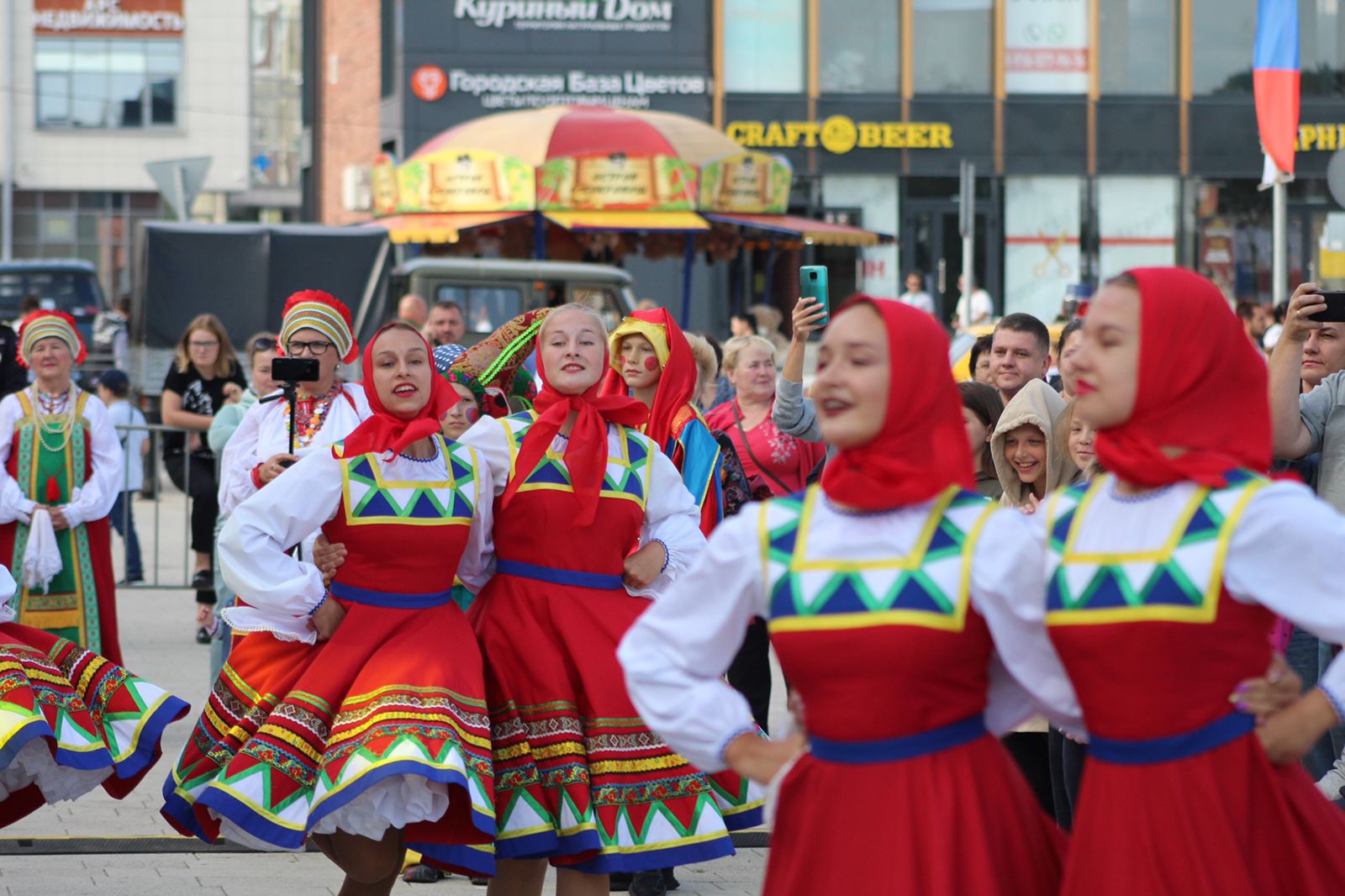 В Рузе празднуют День города | 28.08.2021 | Руза - БезФормата