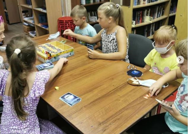 Дороховчане играли в библиотеке