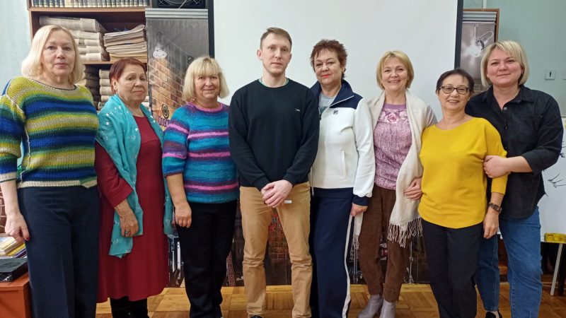 Ружане познакомились с художником-реалистом