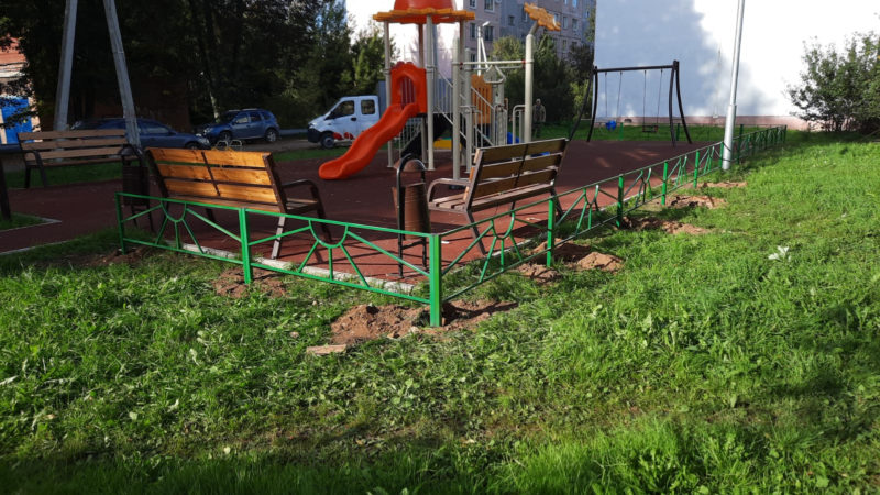 В Рузском округе приводят в порядок детские площадки