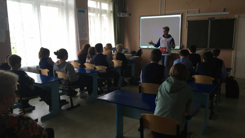 Лидинцы узнали о работе волонтеров