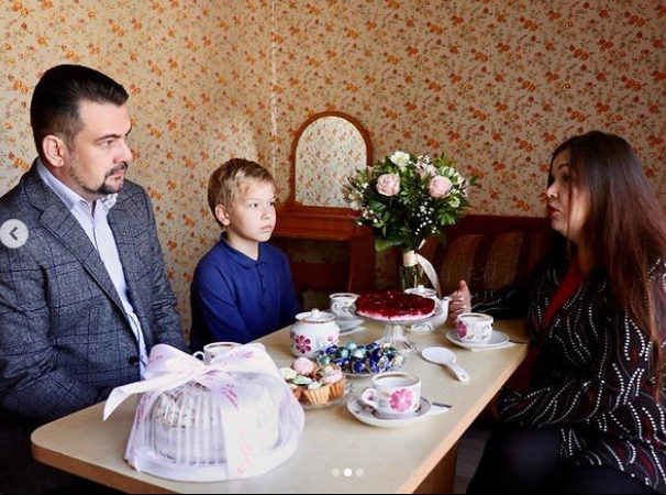 Глава округа навестил новоселов
