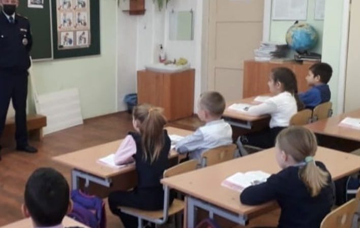 Космодемьянским школьникам рассказали о правилах дорожной безопасности